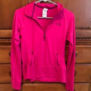 North face quarter zip up